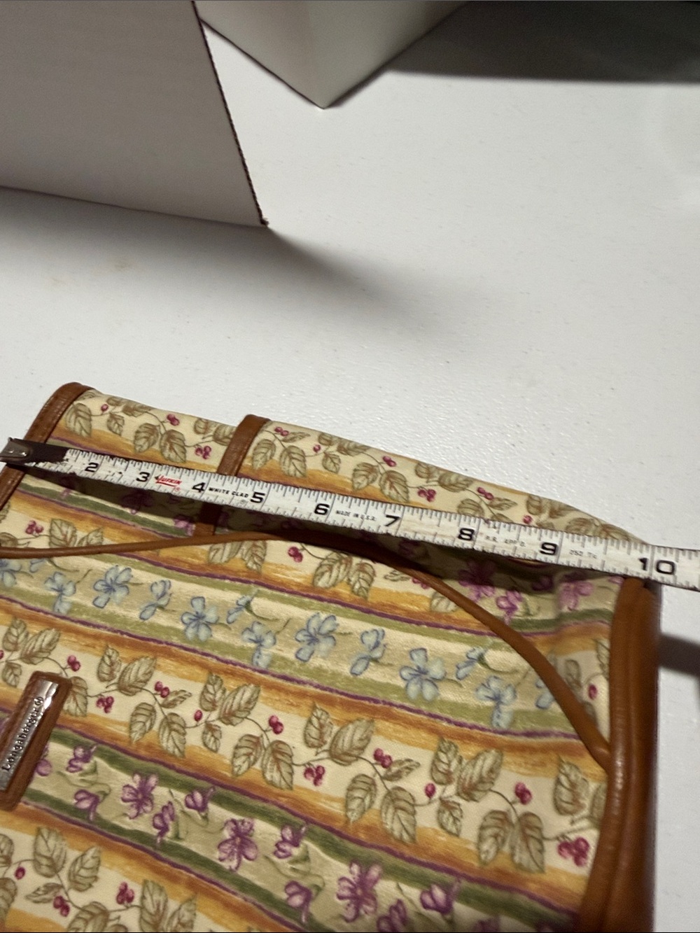 Longaberger Floral Stripe Canvas Tote with Tan Leather Trim - Picture 6 of 6